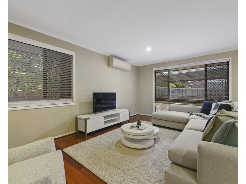 11 Prosser Street, Riverhills QLD 4074