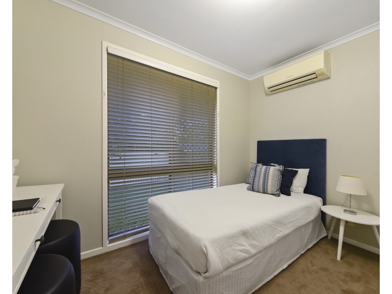 11 Prosser Street, Riverhills QLD 4074