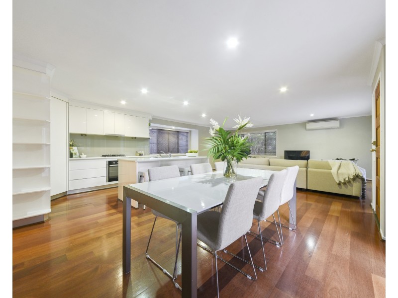 11 Prosser Street, Riverhills QLD 4074