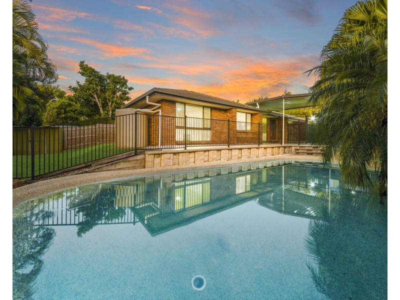 11 Prosser Street, Riverhills QLD 4074