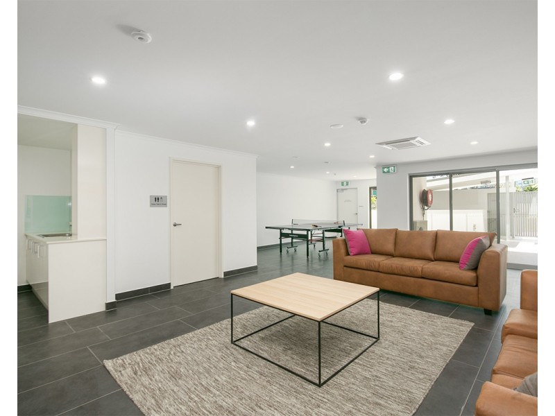 50/45 Regent Street, Woolloongabba QLD 4102