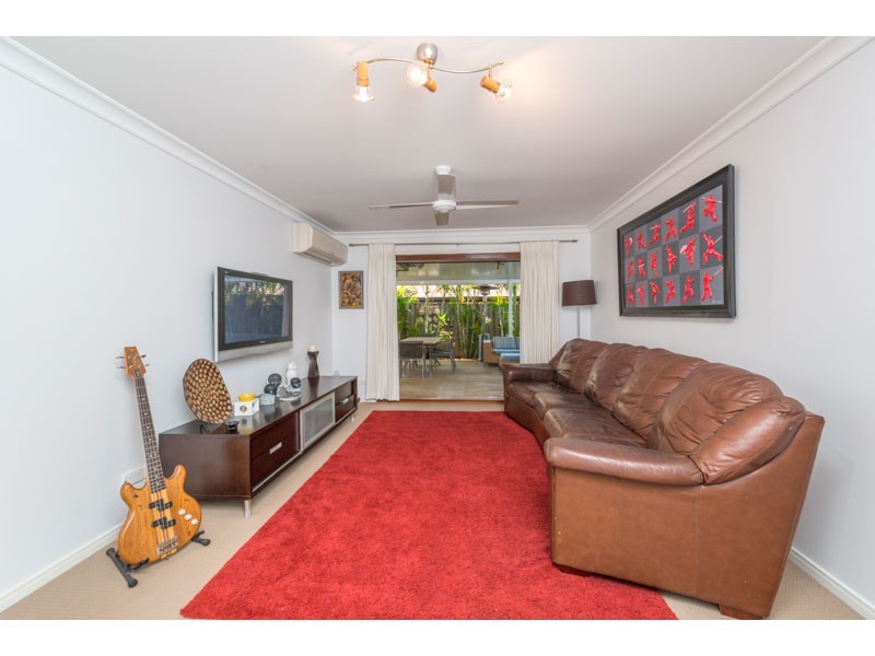 43 Angus Street, Sinnamon Park QLD 4073
