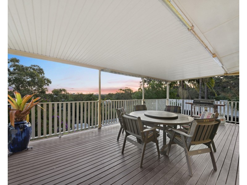 92 Majestic Outlook, Seven Hills QLD 4170