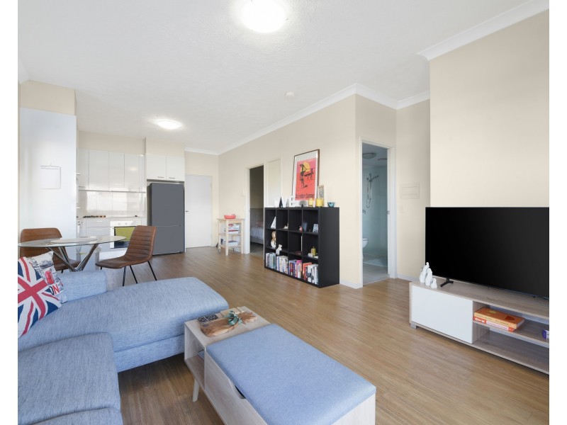 21/11 Lyons Tce, Windsor QLD 4030