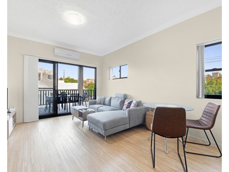 21/11 Lyons Tce, Windsor QLD 4030