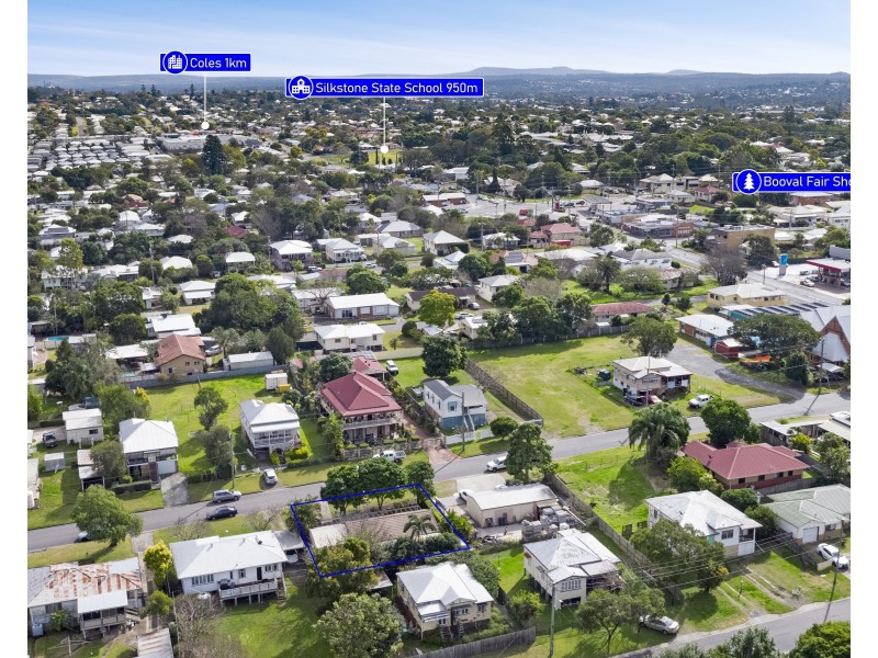 2F Church Street, Silkstone QLD 4304