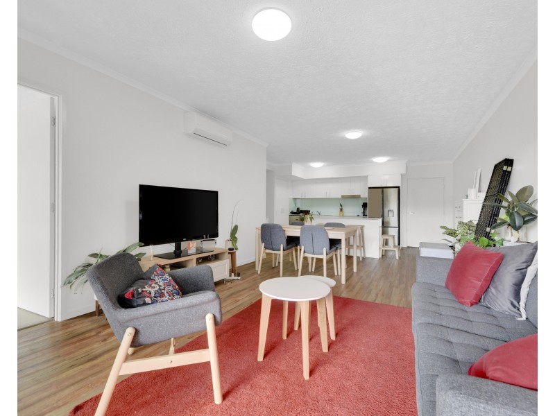 9/45 Regent Street, Woolloongabba QLD 4102