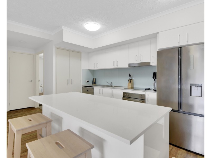 9/45 Regent Street, Woolloongabba QLD 4102