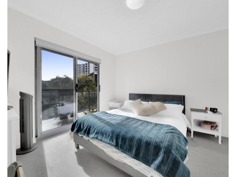 9/45 Regent Street, Woolloongabba QLD 4102