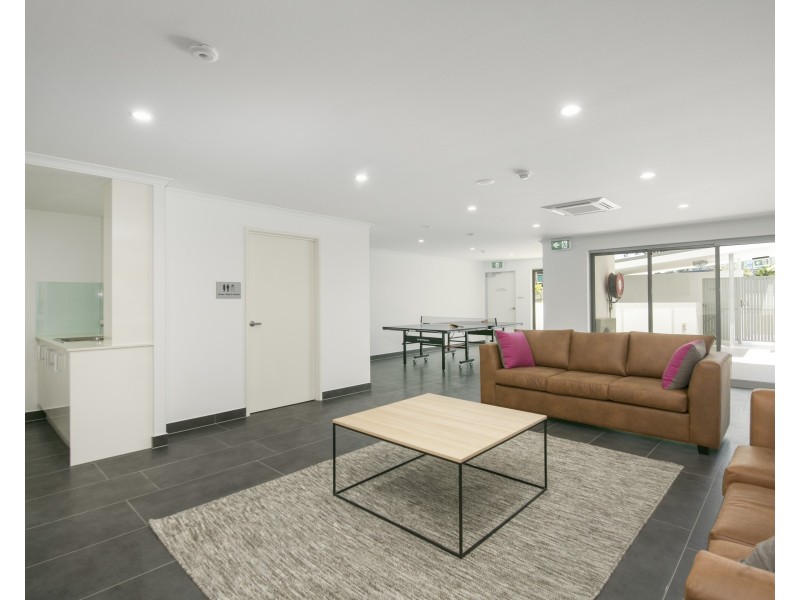 9/45 Regent Street, Woolloongabba QLD 4102