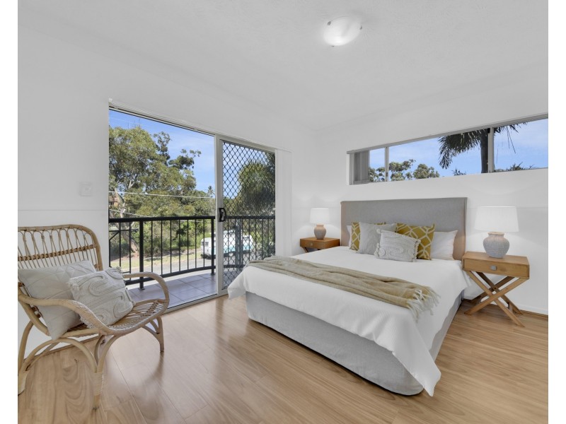 3/13-15 Humpybong Esplanande, Redcliffe QLD 4020