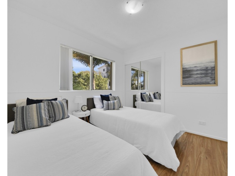 3/13-15 Humpybong Esplanande, Redcliffe QLD 4020