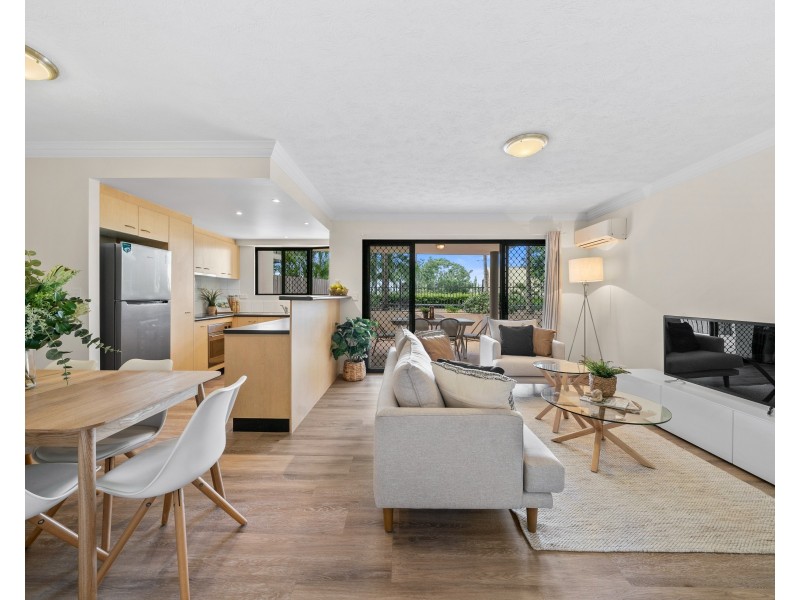 8/182 Carmody Road, St Lucia QLD 4067
