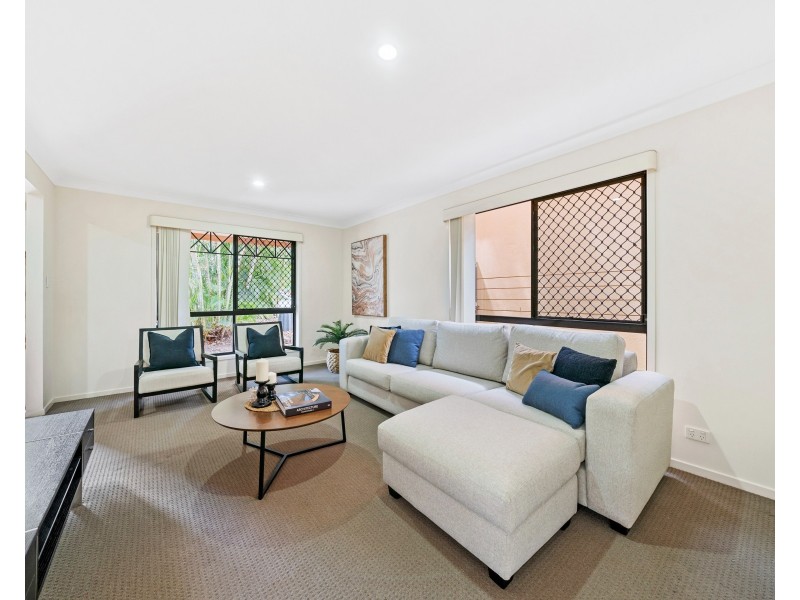 5 Grevillea Place, Forest Lake QLD 4078