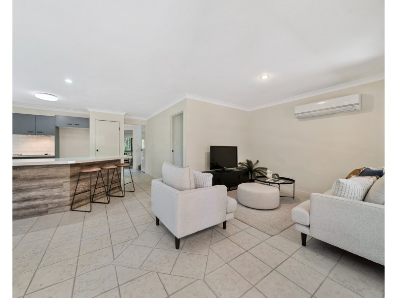 5 Grevillea Place, Forest Lake QLD 4078