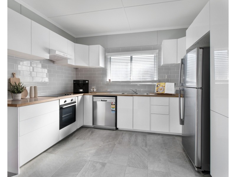 2304 Wynnum Road, Wynnum QLD 4178