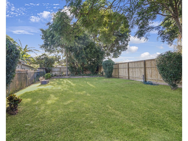 2304 Wynnum Road, Wynnum QLD 4178