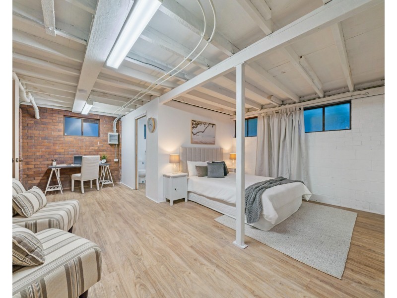 100 Lant Street, Chapel Hill QLD 4069