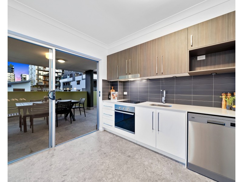 303/8 Kyabra Street, Newstead QLD 4006