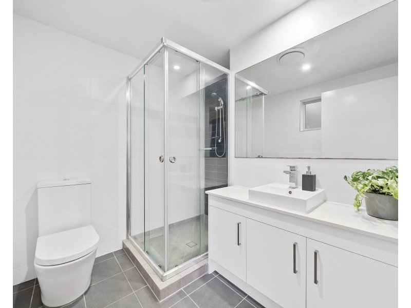 303/8 Kyabra Street, Newstead QLD 4006