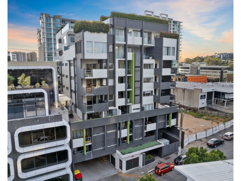 303/8 Kyabra Street, Newstead QLD 4006