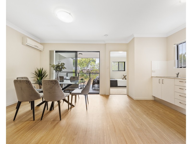 8/15 Duke Street, Annerley QLD 4103