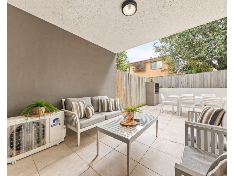 2/15 Duke Street, Annerley QLD 4103