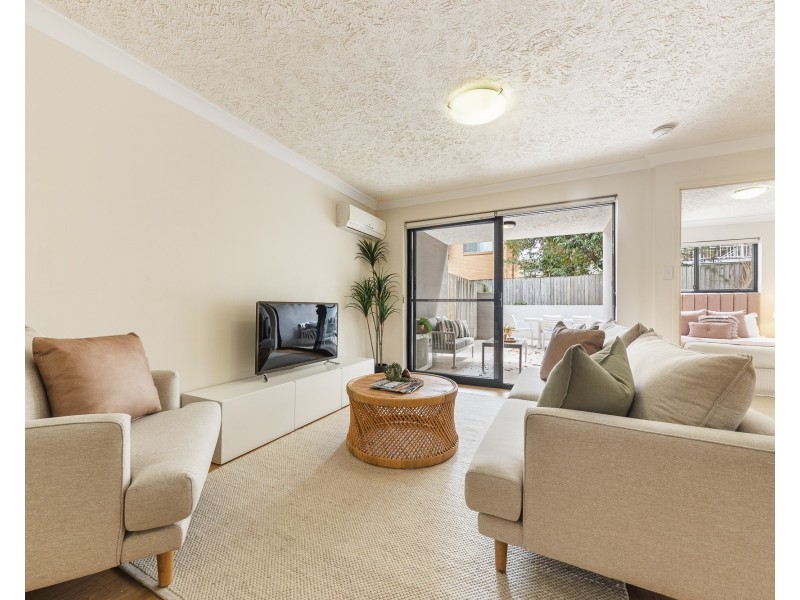 2/15 Duke Street, Annerley QLD 4103