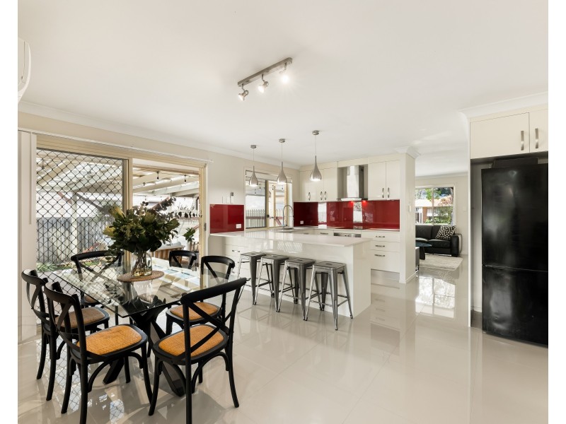 75 Mabel Street, Oxley QLD 4075