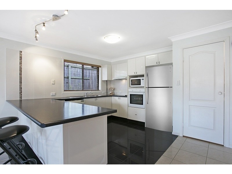 13 Angus Street, Sinnamon Park QLD 4073