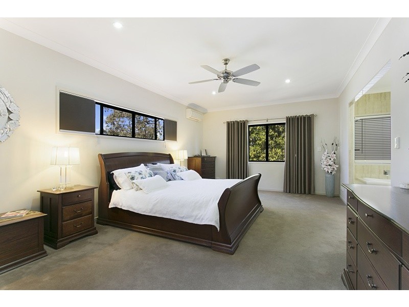 58 Gordon Circuit, Seventeen Mile Rocks QLD 4073