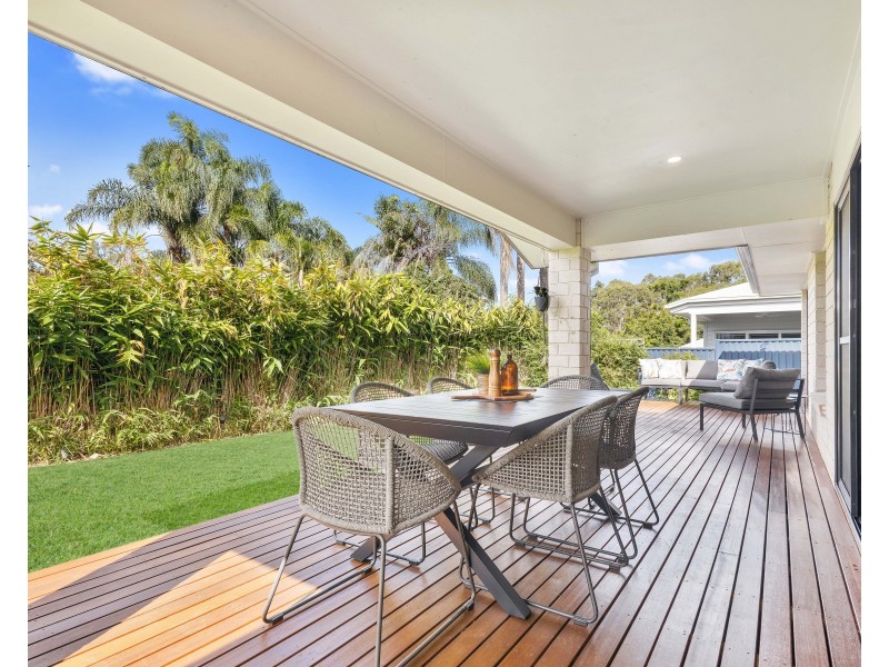 21B Charles Street, Birkdale QLD 4159