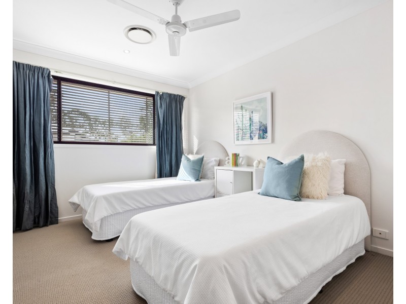 22 Augusta Crescent, Mount Ommaney QLD 4074