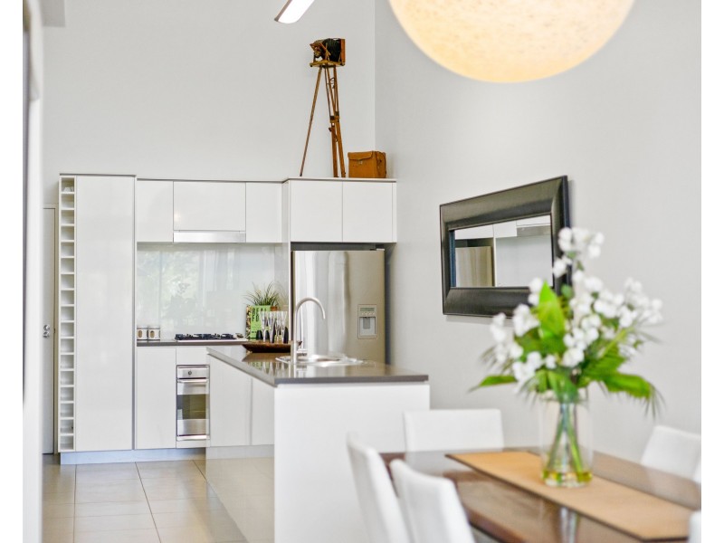 10/15 Walsh Street, Milton QLD 4064