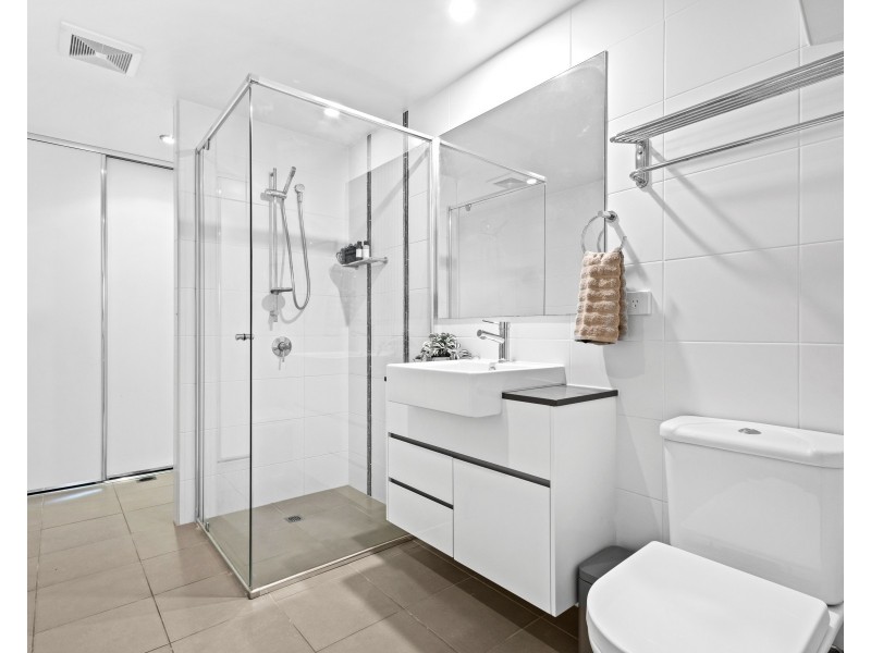 10/15 Walsh Street, Milton QLD 4064