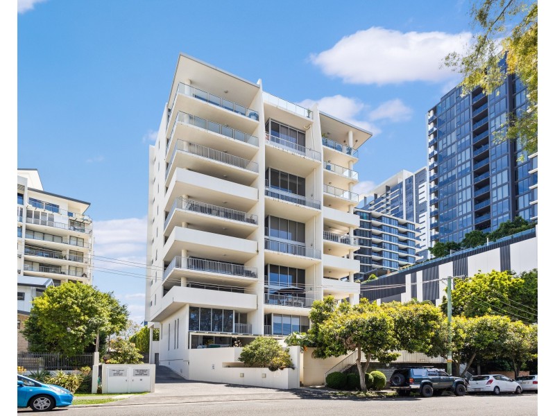 10/15 Walsh Street, Milton QLD 4064