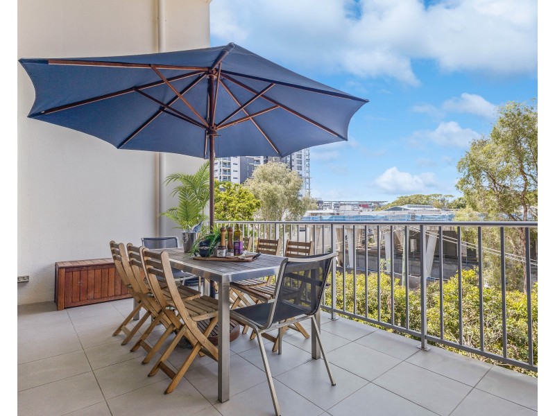 10/15 Walsh Street, Milton QLD 4064