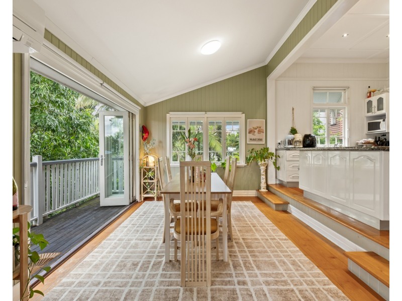 38 Bramston Terrace, Herston QLD 4006