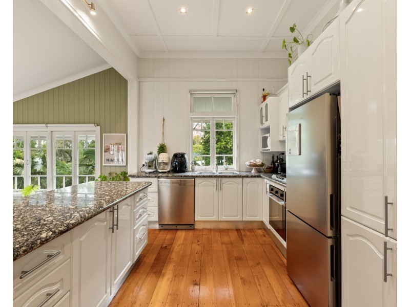 38 Bramston Terrace, Herston QLD 4006