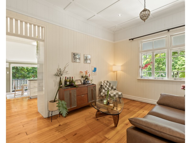 38 Bramston Terrace, Herston QLD 4006