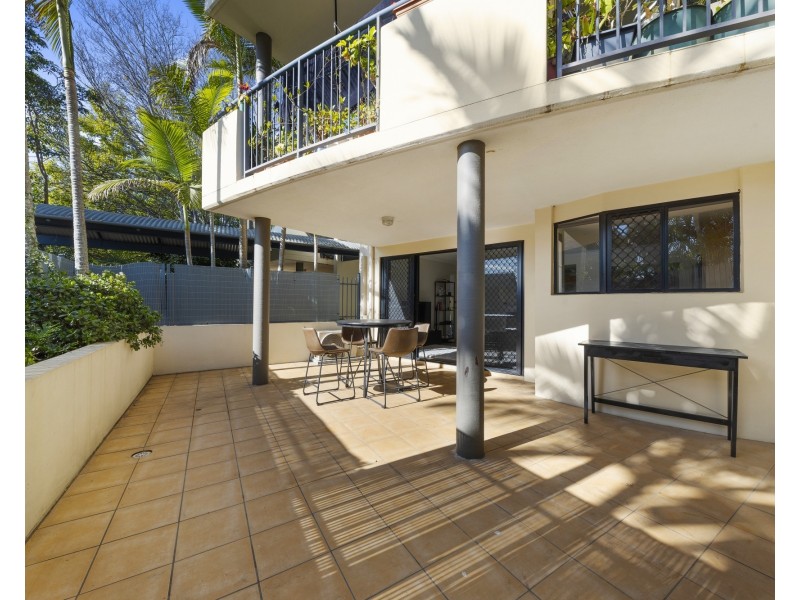 8/182 Carmody Road, St Lucia QLD 4067