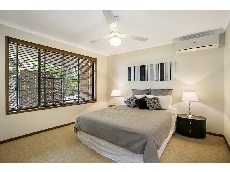 51 Dove Tree Crescent, Sinnamon Park QLD 4073