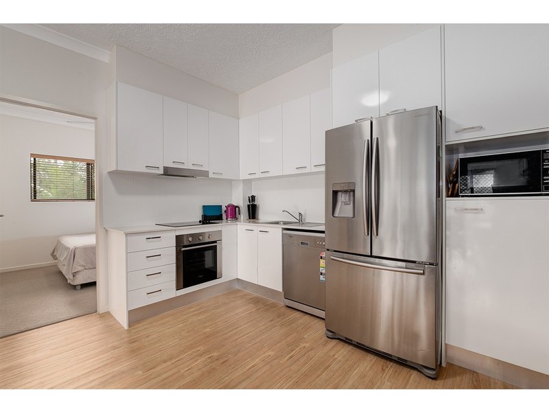 7/11 Lyons Terrace, Windsor QLD 4030