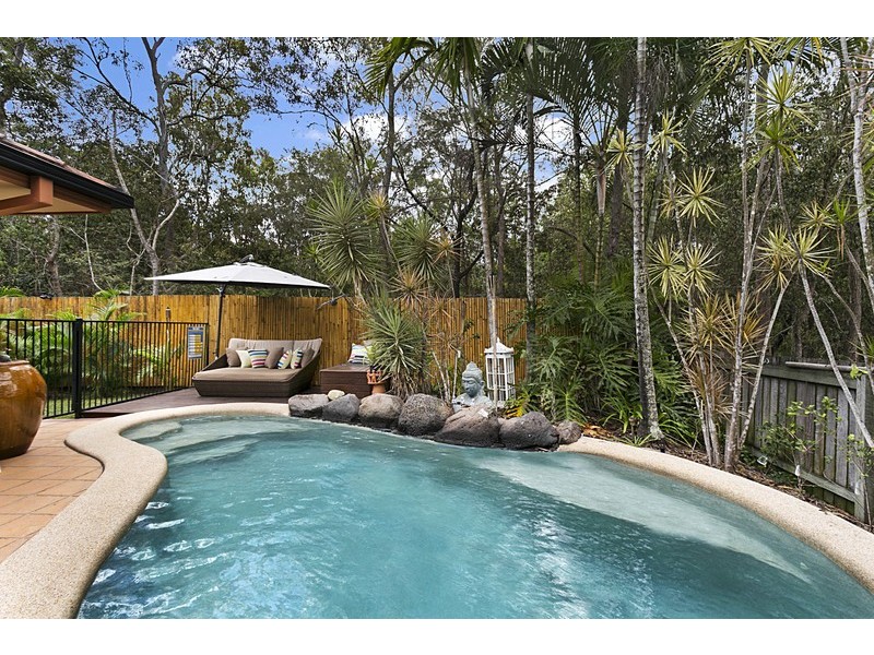 22 Barklya Crescent, Sinnamon Park QLD 4073