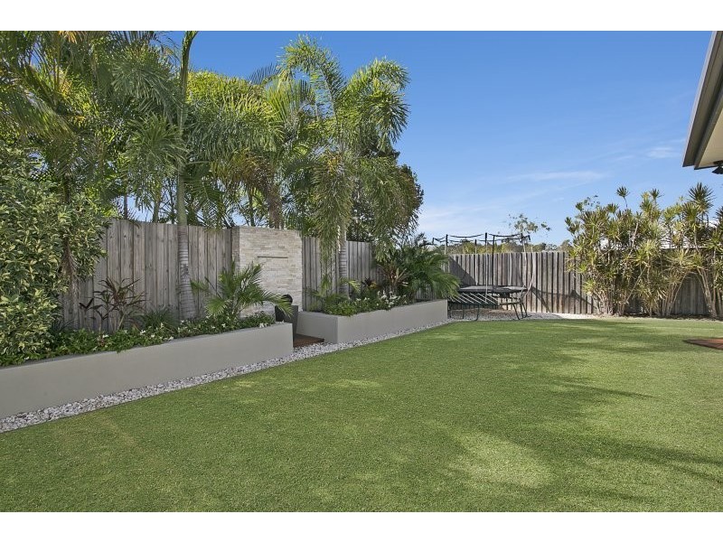 72 Edenbrooke Drive, Sinnamon Park QLD 4073