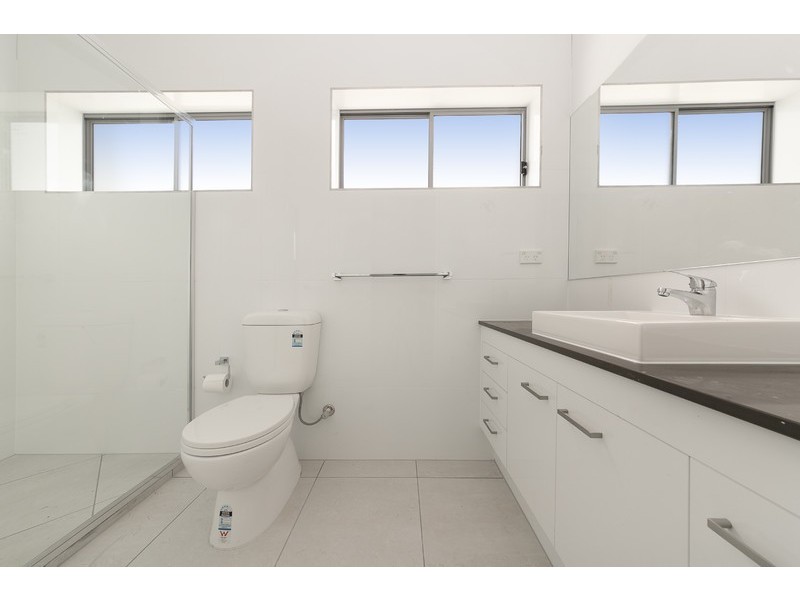 9 Bombery Street, Cannon Hill QLD 4170