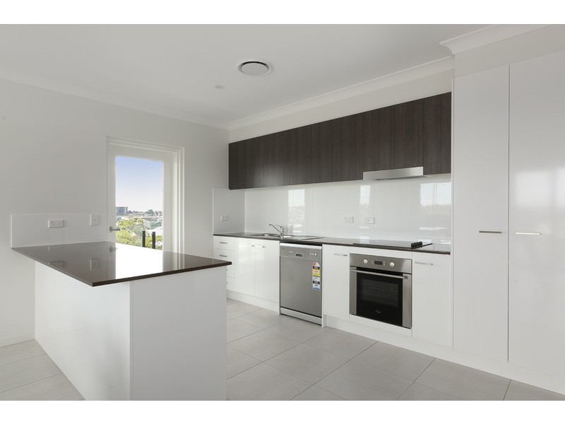 9 Bombery Street, Cannon Hill QLD 4170