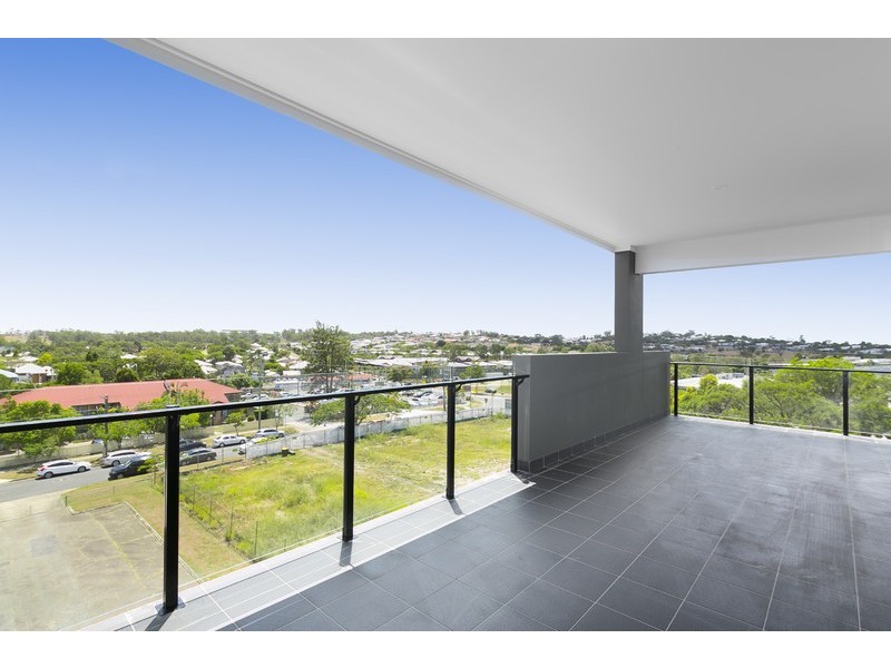 9 Bombery Street, Cannon Hill QLD 4170