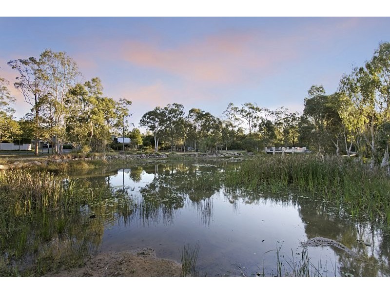 32 Eungella Terrace, Forest Lake QLD 4078