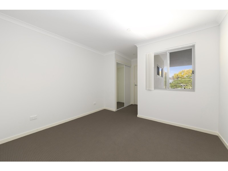 4/9 Bombery Street, Cannon Hill QLD 4170